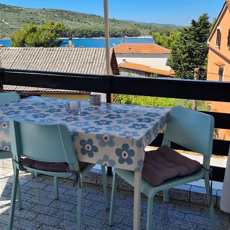 Apartman Dado Cres Buitenkant foto